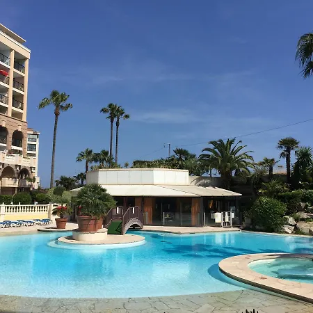 Residence Cannes アパート *